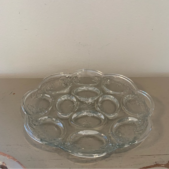 VTG Anchor Hocking Savannah Clear Glass Deviled Egg Plate - Picture 3 of 5